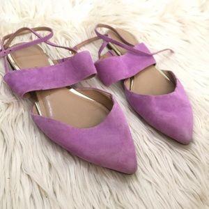 💙5x$20💙 Banana Republic Suede Flats |